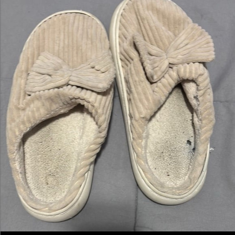 Very loved pre worn slippers
